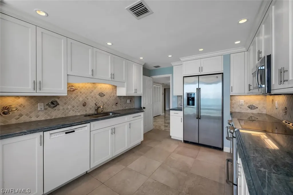 4051 Gulf Shore Boulevard N Naples FL 34103