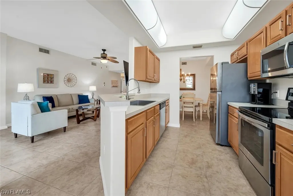 9564 Hemingway Lane Fort Myers FL 33913