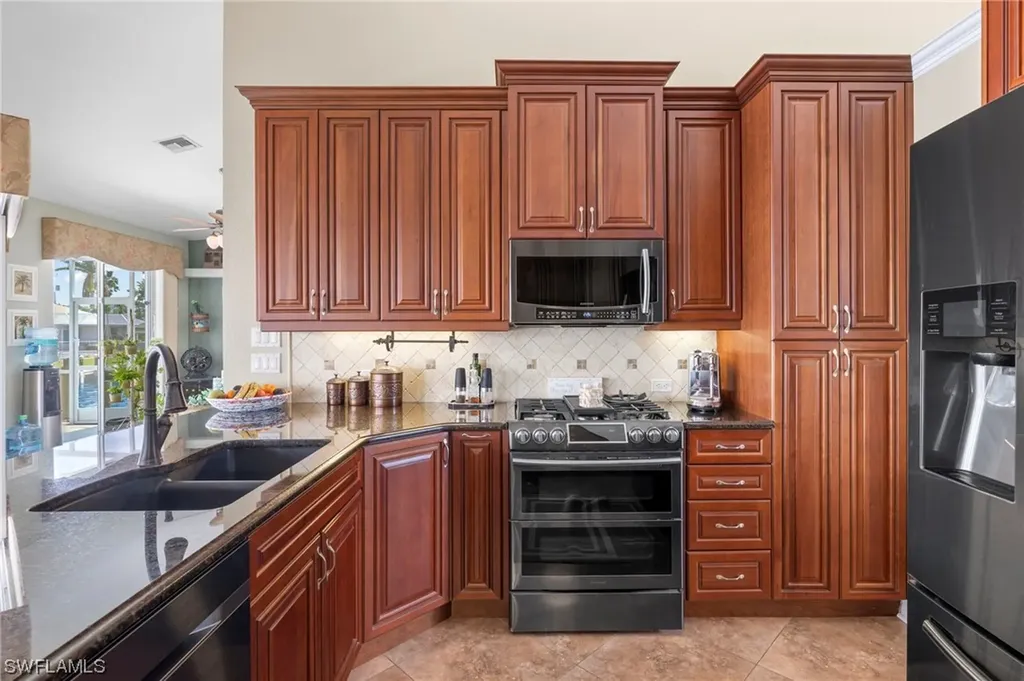 1948 SE 21st Street Cape Coral FL 33990