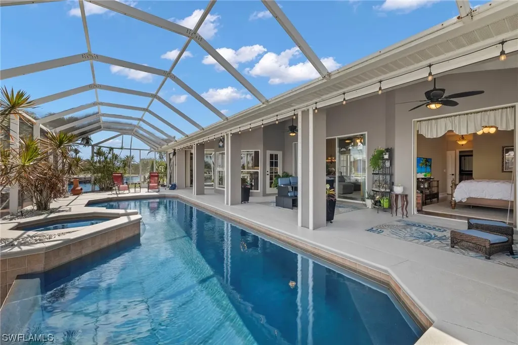 1948 SE 21st Street Cape Coral FL 33990