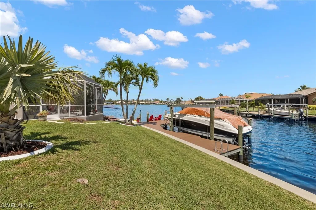 1948 SE 21st Street Cape Coral FL 33990