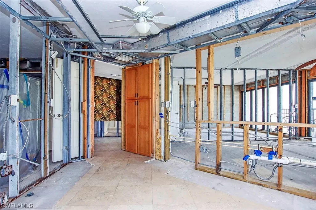 2445 W Gulf Drive Sanibel FL 33957