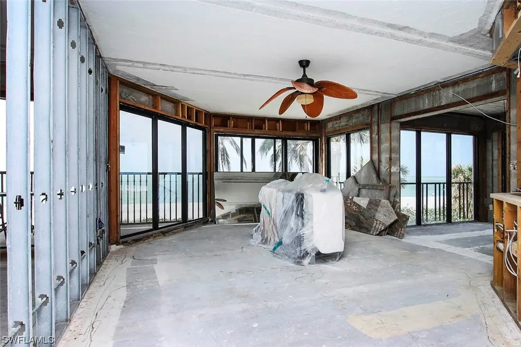 2445 W Gulf Drive Sanibel FL 33957