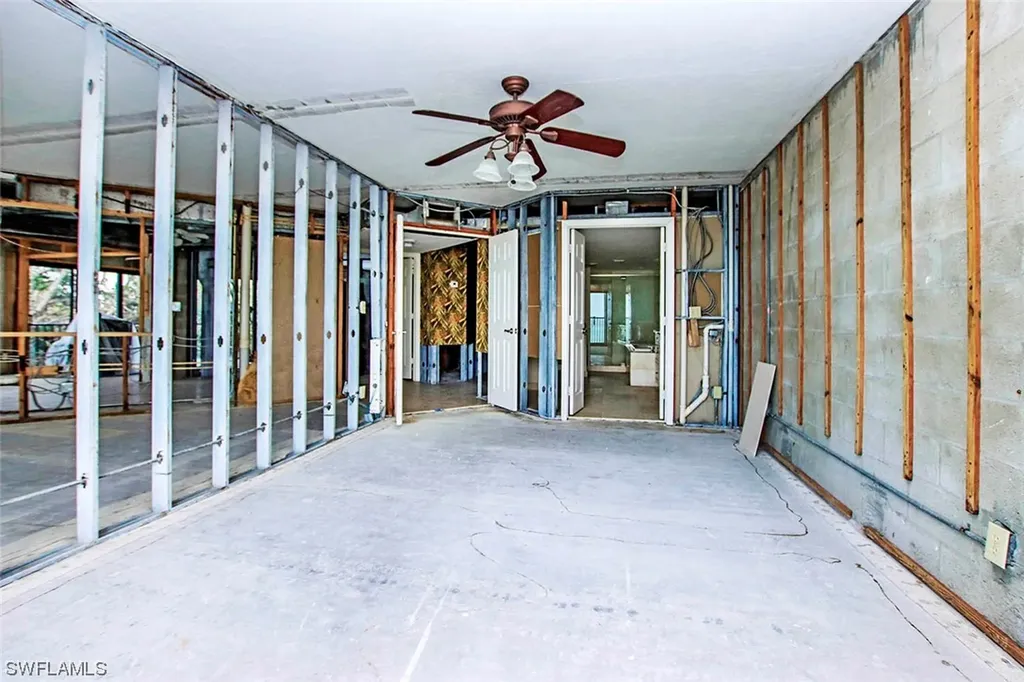 2445 W Gulf Drive Sanibel FL 33957