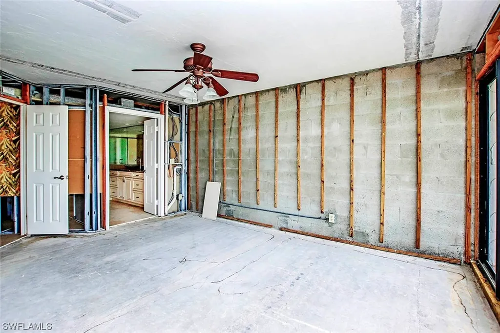 2445 W Gulf Drive Sanibel FL 33957
