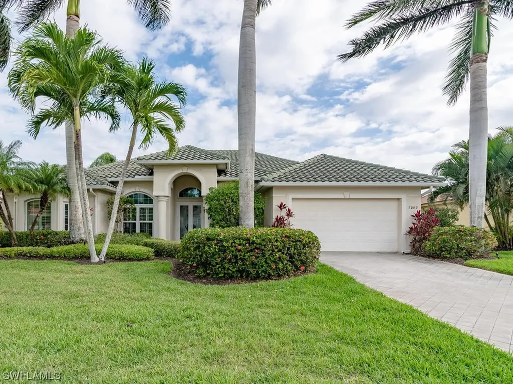 8069 Tiger Lily Drive Naples FL 34113