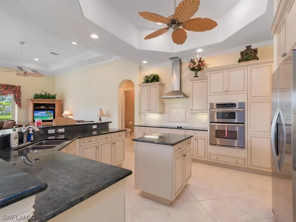 8069 Tiger Lily Drive Naples FL 34113