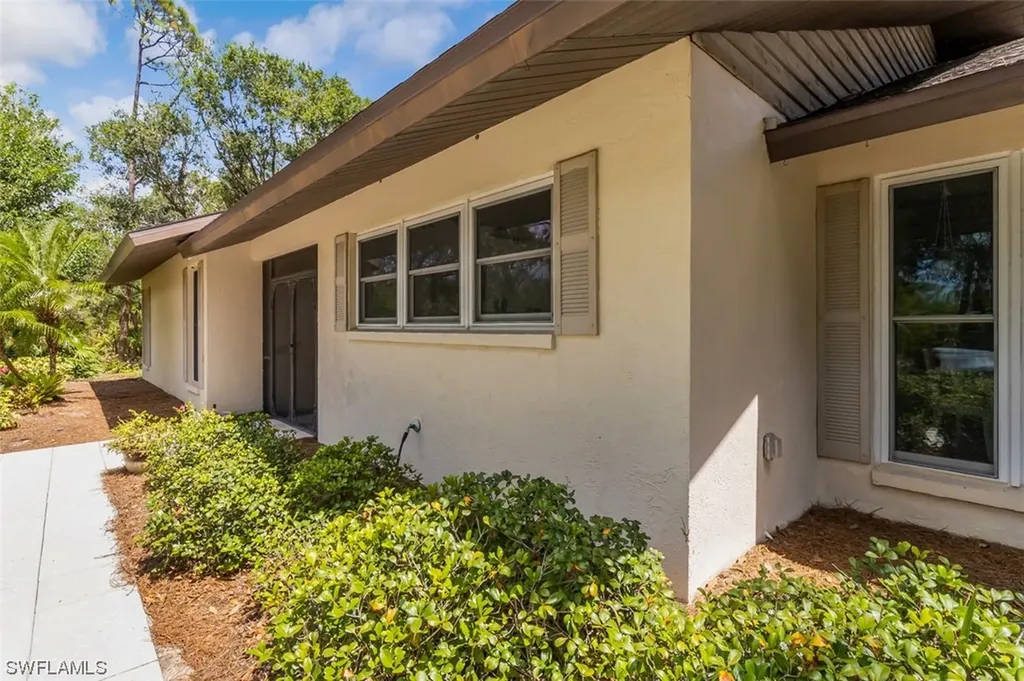 15931 Grasshopper Court Fort Myers FL 33912