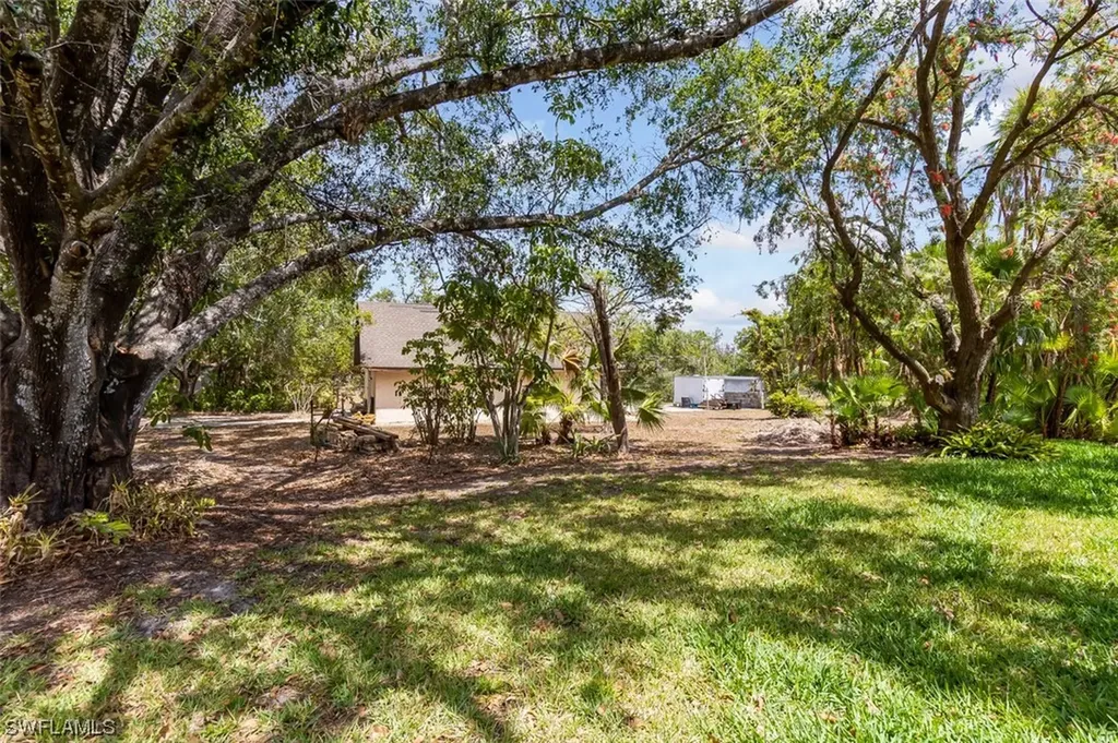 15931 Grasshopper Court Fort Myers FL 33912