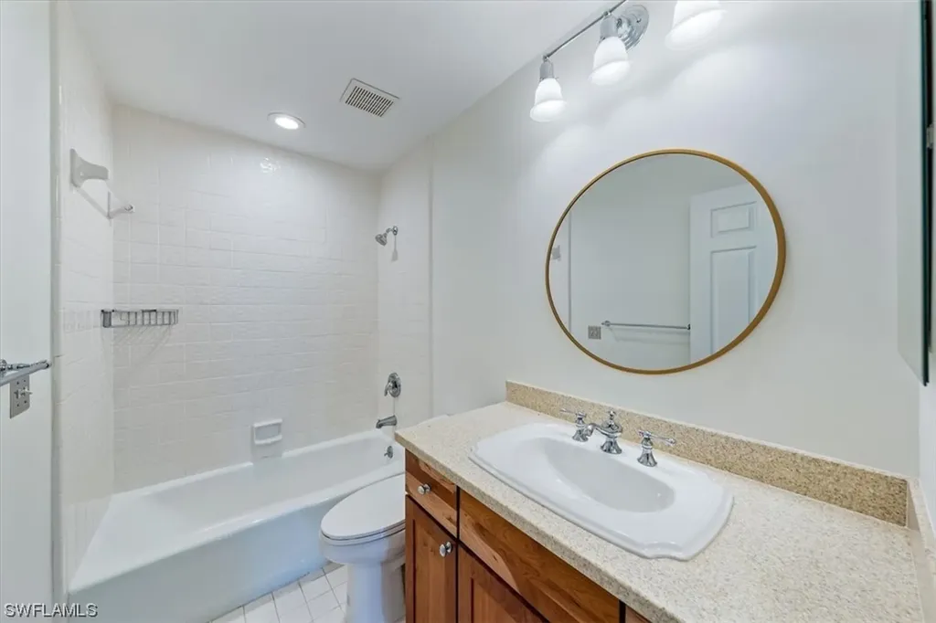 5901 Cypress Hollow Way Naples FL 34109