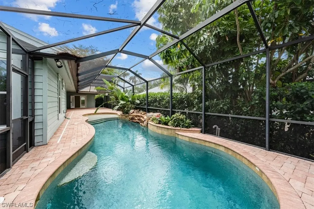 5901 Cypress Hollow Way Naples FL 34109