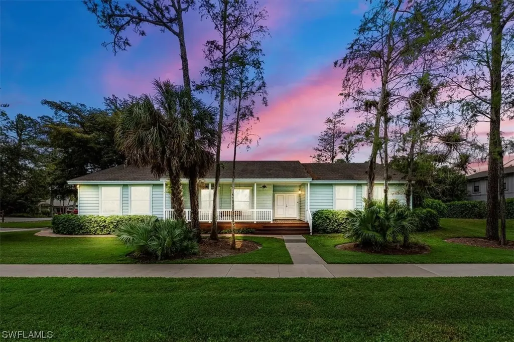5901 Cypress Hollow Way Naples FL 34109