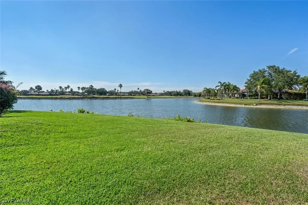 586 Wedgewood Way Naples FL 34119