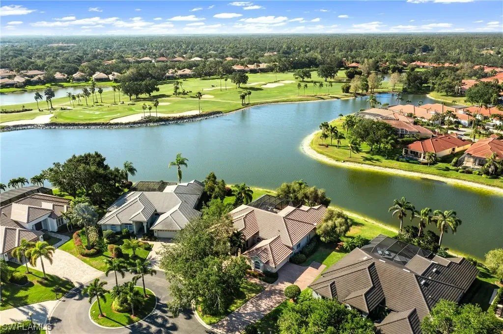 586 Wedgewood Way Naples FL 34119