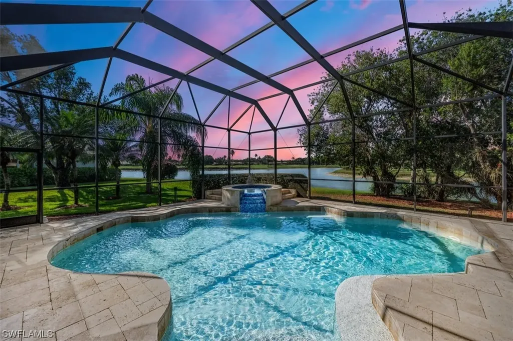 586 Wedgewood Way Naples FL 34119