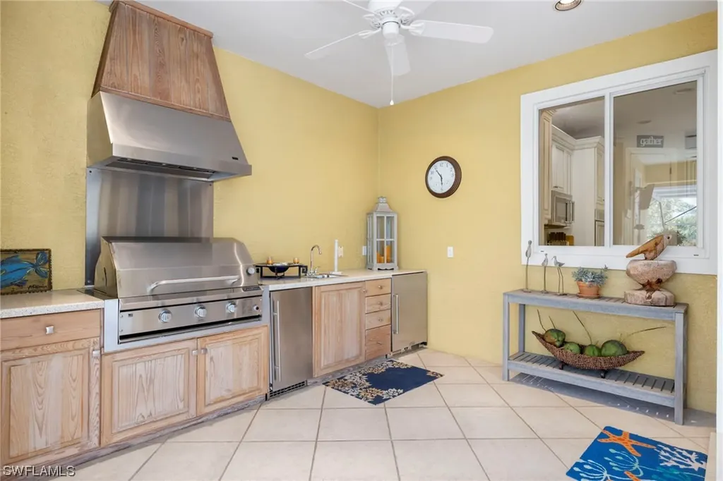 640 Kinzie Island Court Sanibel FL 33957