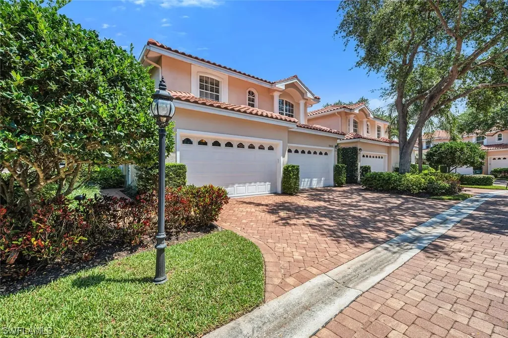 8468 Abbington Circle Naples FL 34108