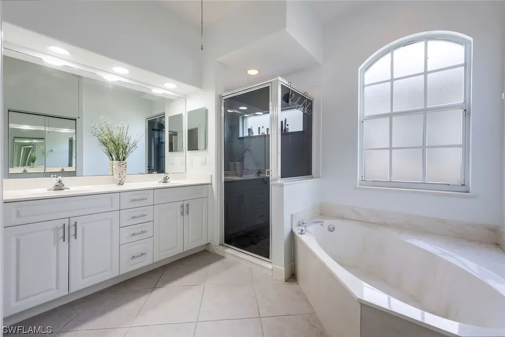 8054 Tauren Court Naples FL 34119