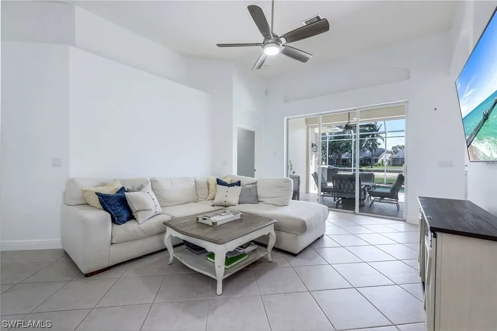 8054 Tauren Court Naples FL 34119