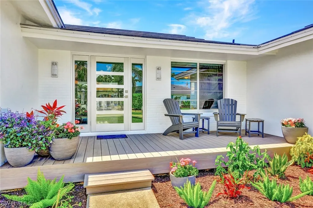 865 Elm Court Marco Island FL 34145