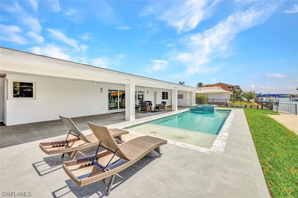 865 Elm Court Marco Island FL 34145