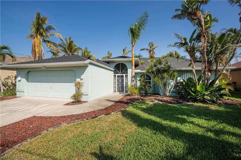 1811 SW 54th Street Cape Coral FL 33914