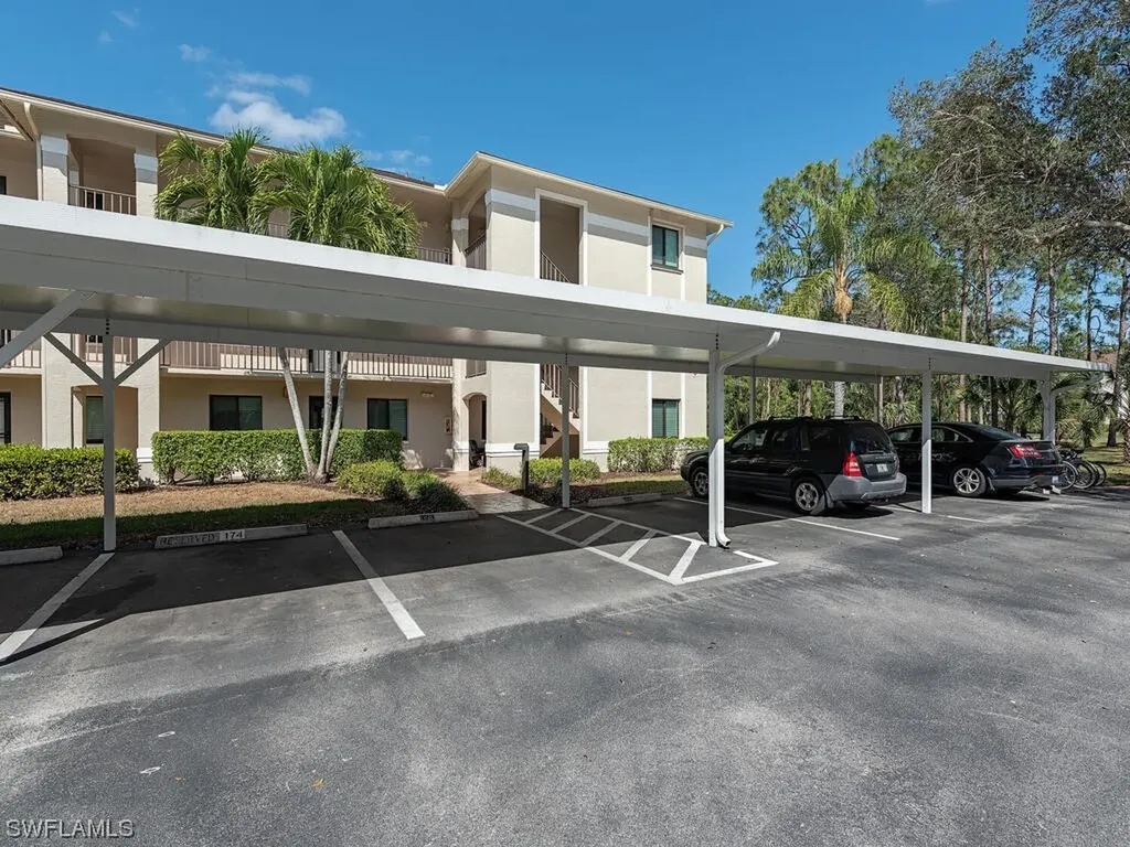 5724 Deauville Circle Naples FL 34112