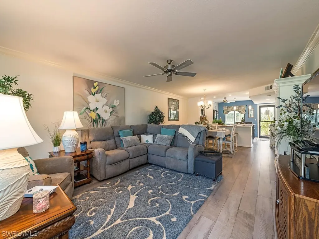 5724 Deauville Circle Naples FL 34112