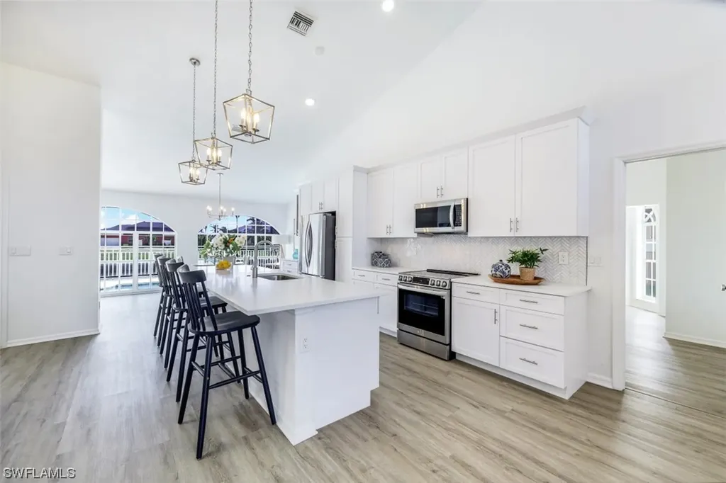 5005 SW 25th Place Cape Coral FL 33914