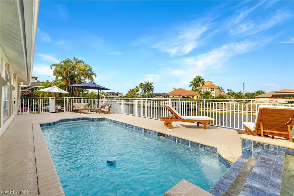 5005 SW 25th Place Cape Coral FL 33914
