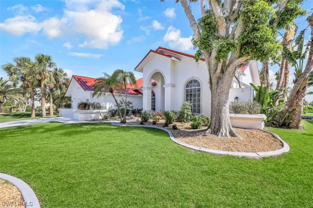 5005 SW 25th Place Cape Coral FL 33914