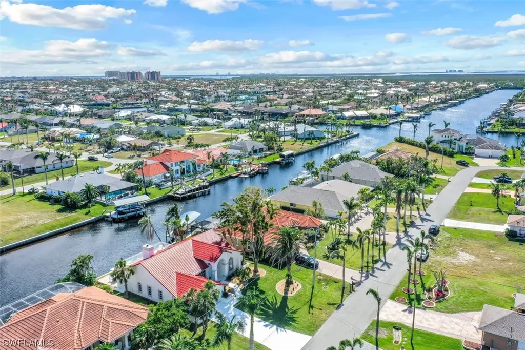5005 SW 25th Place Cape Coral FL 33914
