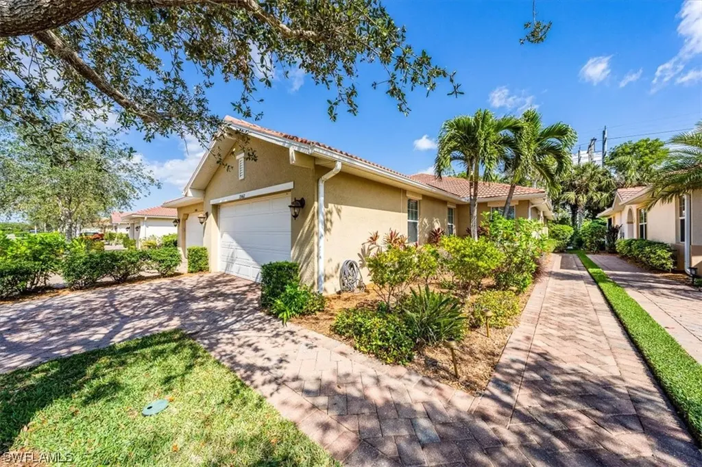13462 Kent Street Naples FL 34109