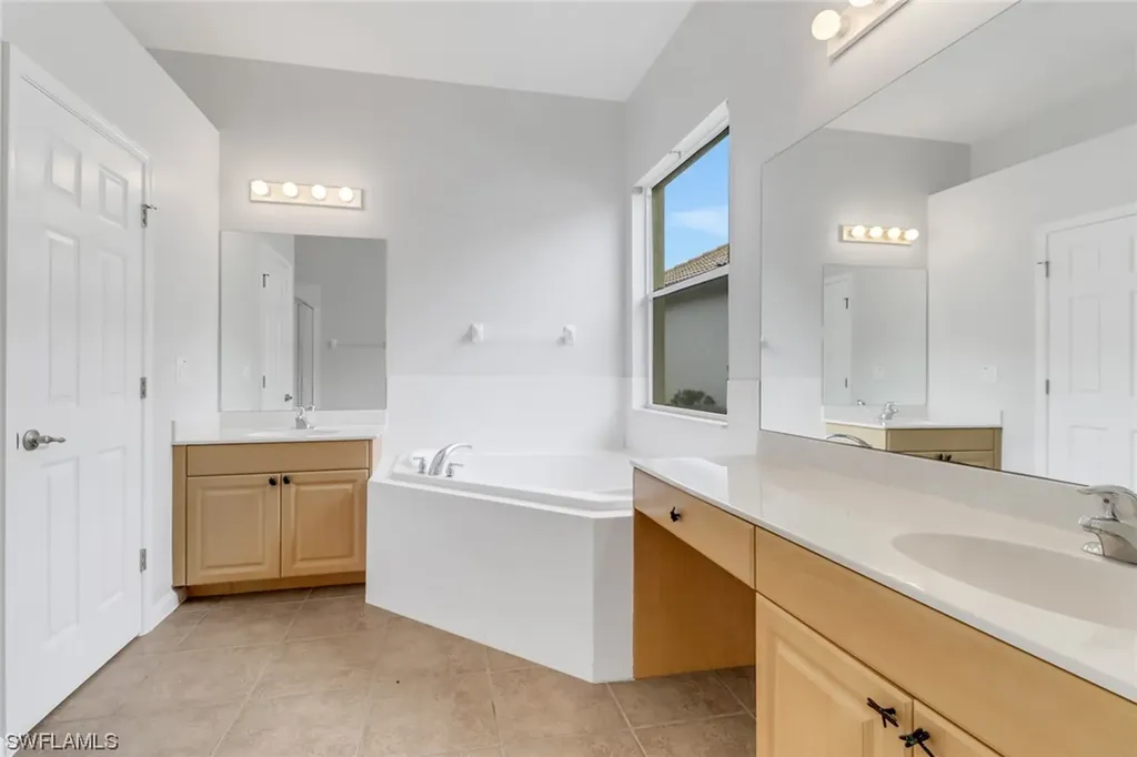 3840 Lakeview Isle Court Fort Myers FL 33905