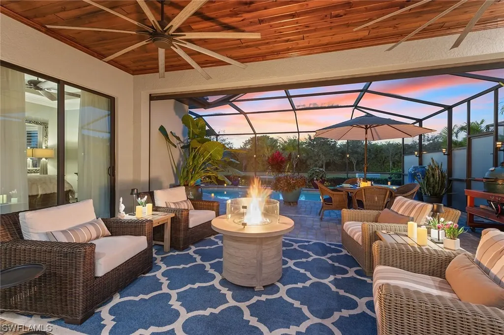 2802 Aviamar Circle Naples FL 34114