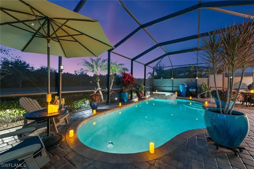 2802 Aviamar Circle Naples FL 34114
