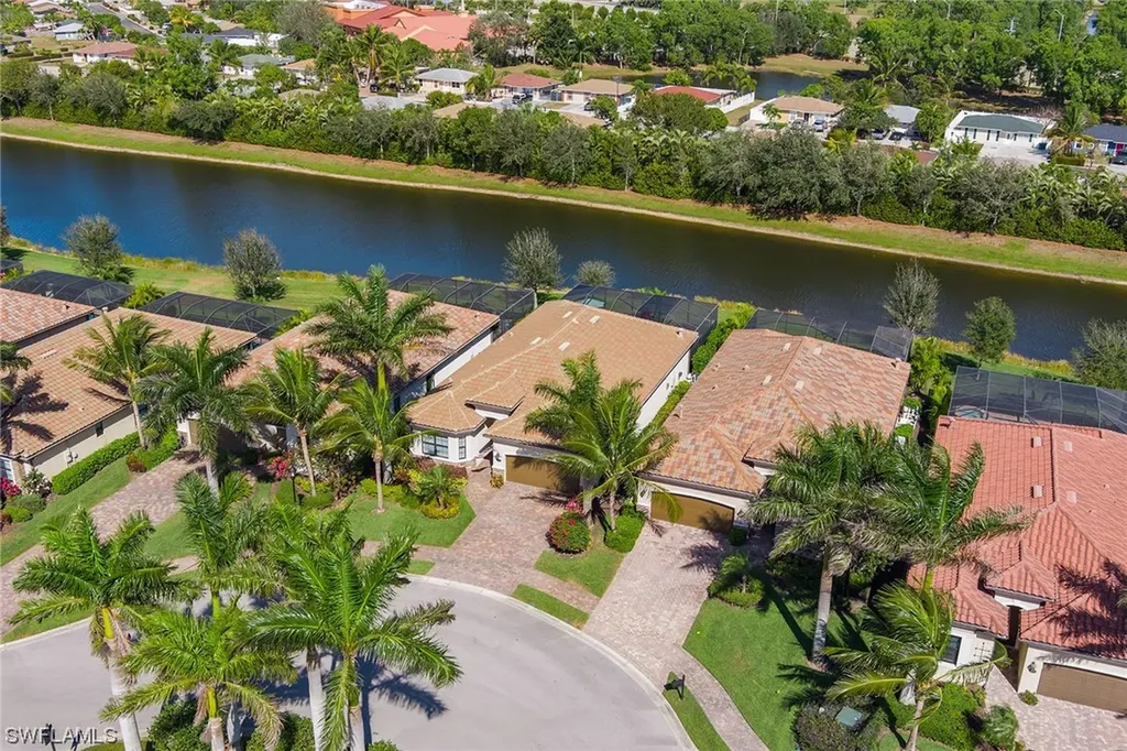 2802 Aviamar Circle Naples FL 34114