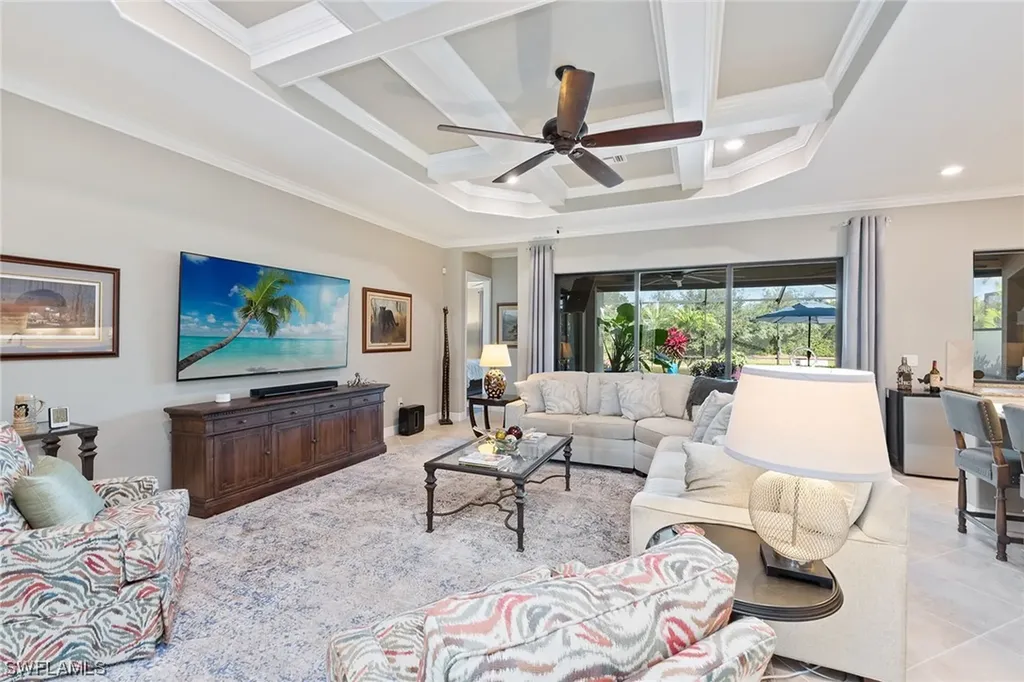 2802 Aviamar Circle Naples FL 34114