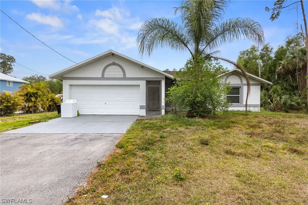 3290 4th Avenue SE Naples FL 34117