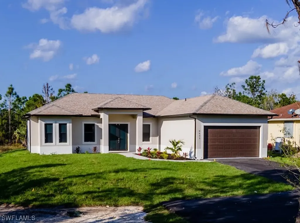 3625 31st Avenue NE Naples FL 34120