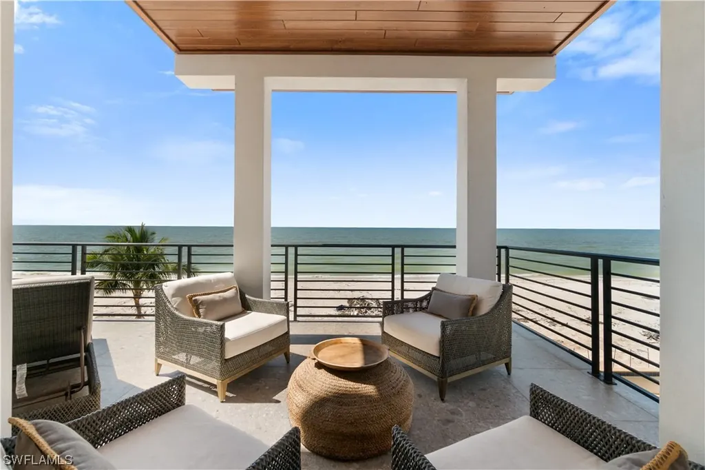 27516 Hickory Boulevard Bonita Springs FL 34134