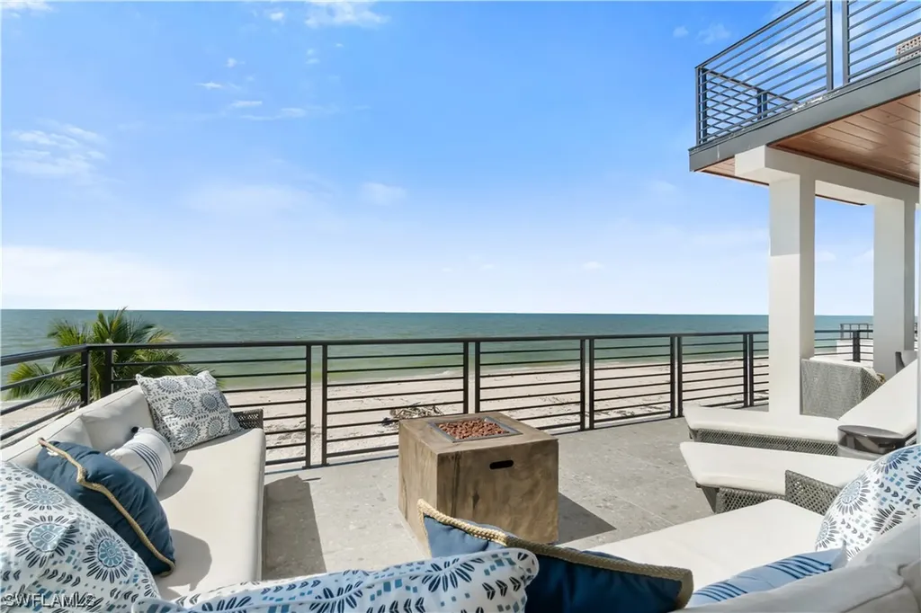 27516 Hickory Boulevard Bonita Springs FL 34134