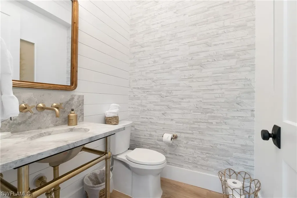 27516 Hickory Boulevard Bonita Springs FL 34134
