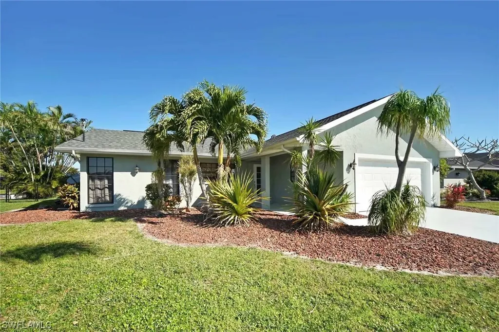 609 SE 28th Terrace Cape Coral FL 33904