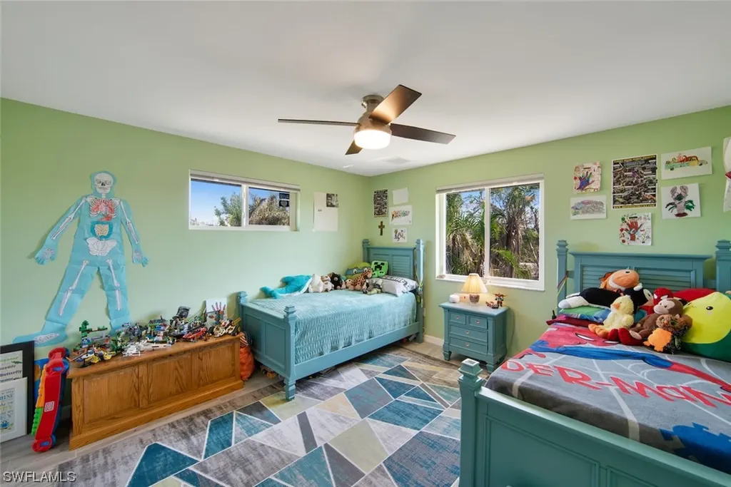 540 E Lake Road Sanibel FL 33957