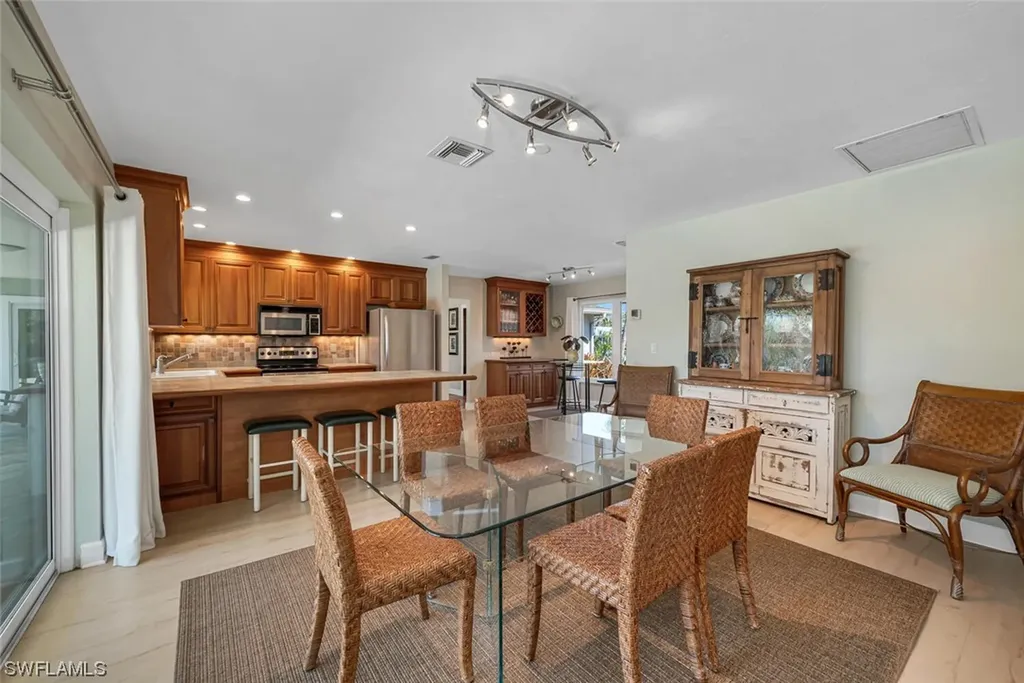 135 Burning Tree Drive Naples FL 34105