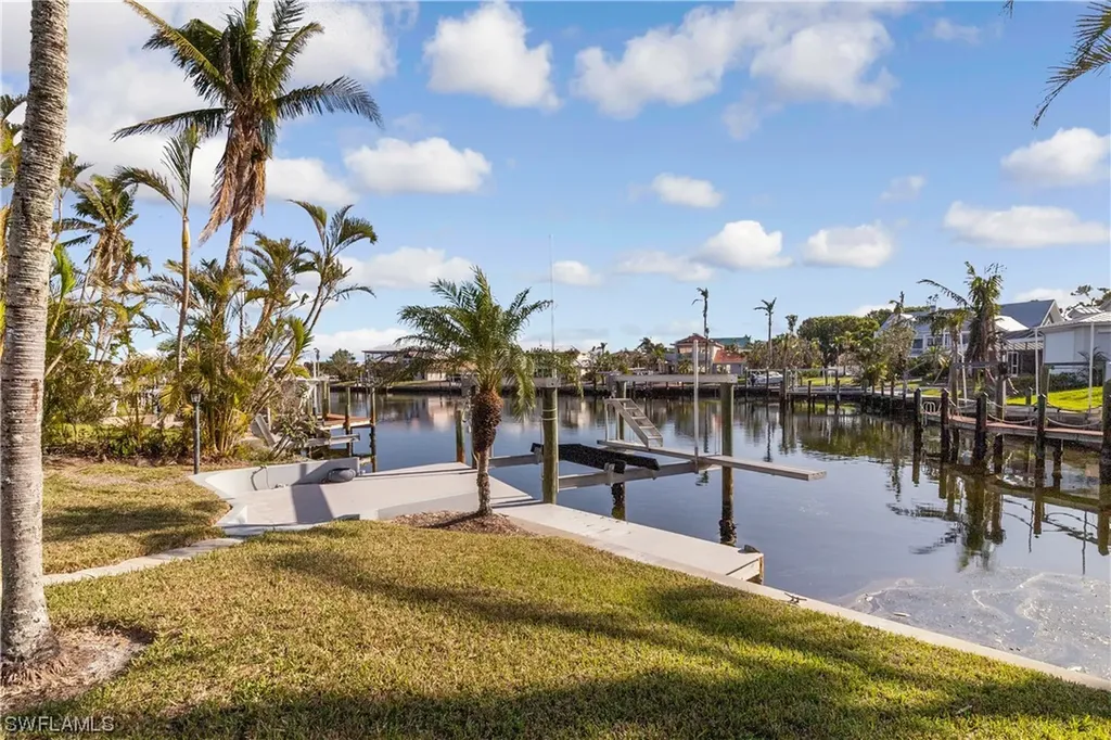 915 Limpet Drive Sanibel FL 33957