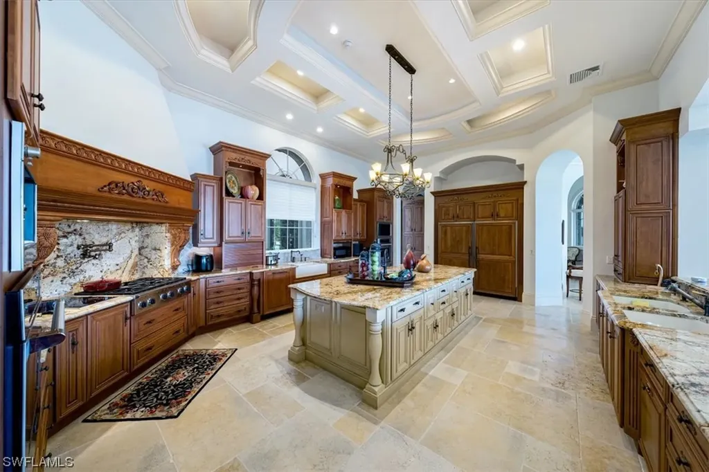 5945 Sunnyslope Drive Naples FL 34119