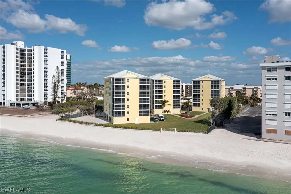 3483 Gulf Shore Boulevard N Naples FL 34103