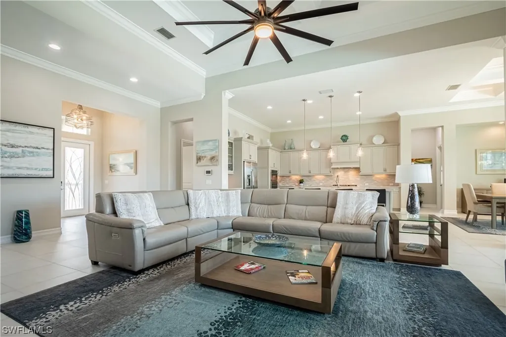 6262 Lightbourn Way Naples FL 34113